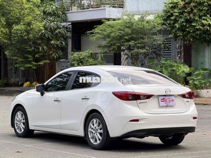 Mazda 3 2016 1.5AT Trắng cực đẹp