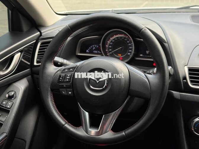 Mazda 3 2016 1.5AT Trắng cực đẹp