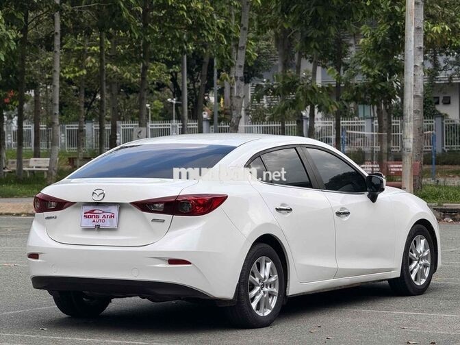 Mazda 3 2016 1.5AT Trắng cực đẹp