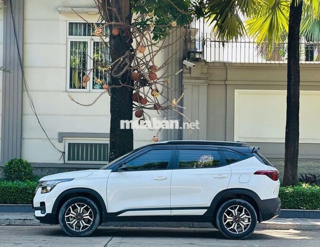 Kia Seltos 2021 1.4 Deluxe 17.000 km Trắng