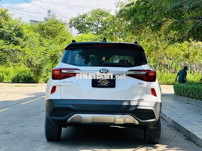 Kia Seltos 2021 1.4 Deluxe 17.000 km Trắng