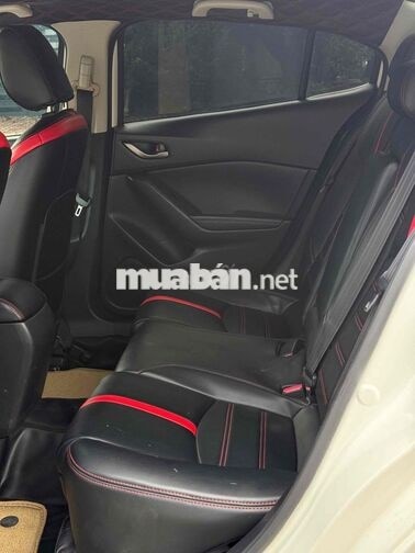 Mazda 3 2016 1.5AT Trắng cực đẹp