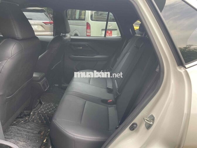 Toyota Yaris Cross 1.5CVT 2024 ( thương lượng )