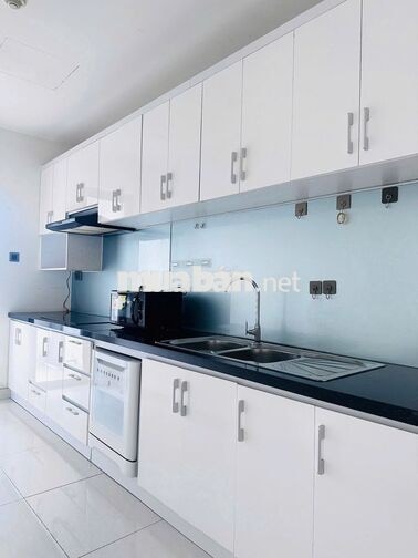 Cho thuê căn 3PN SaiGon Royal - 114m² Full NT, nhà trống 35tr/th