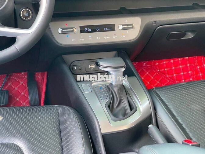 Hyundai Stargazer 2022 1.5AT Bản Cao Cấp 6 Ghế VIP