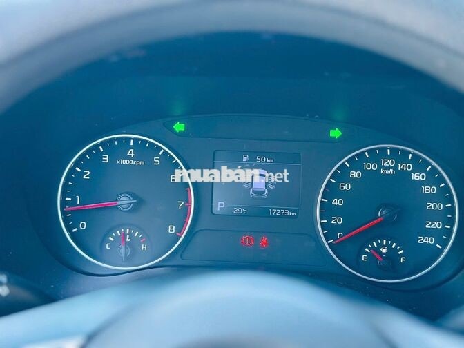 Kia Seltos 2021 1.4 Deluxe 17.000 km Trắng