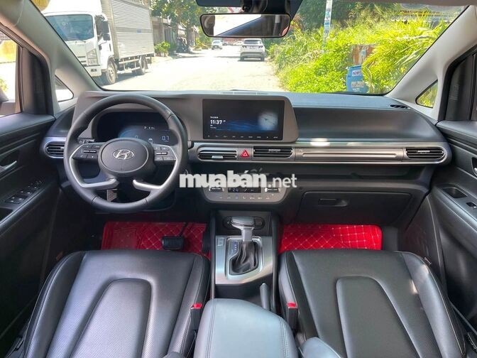 Hyundai Stargazer 2022 1.5AT Bản Cao Cấp 6 Ghế VIP