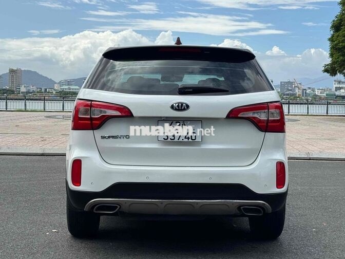 KIA SORENTO 2018AT XĂNG 7 CHỔ