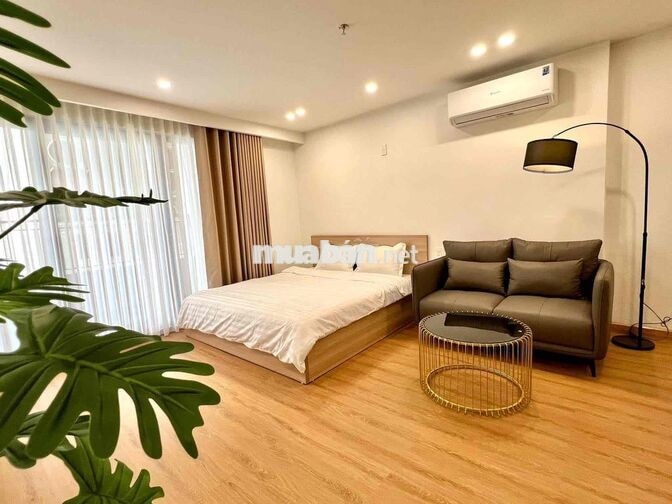 CHO THUÊ CĂN HỘ STUDIO BALCONY 40m2 FULL TIỆN NGHI CAO CẤP GIÁP QUẬN 1