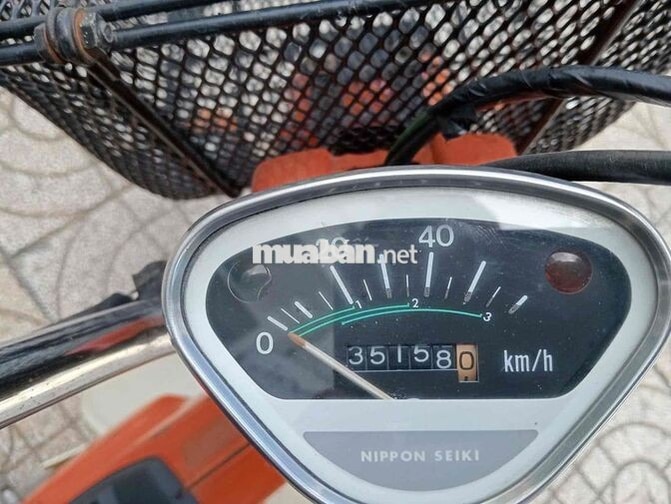 Honda Chaly 50cc màu cam có sẵn đề