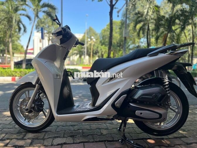 Honda SH 125 2025 màu trắng