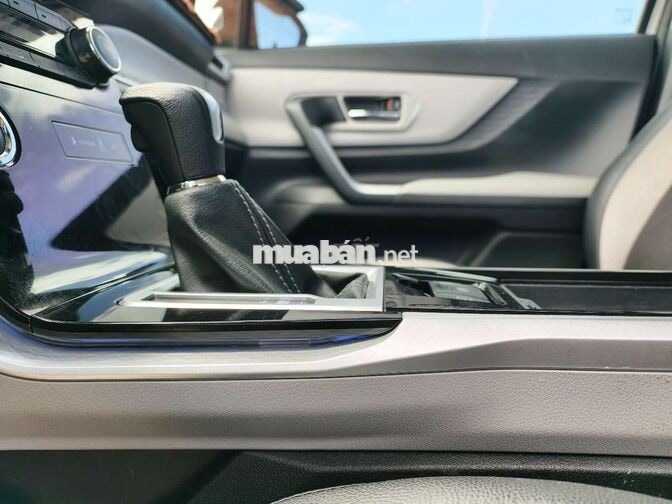 Toyota Veloz Cross Top 2025 Trắng 28000 km