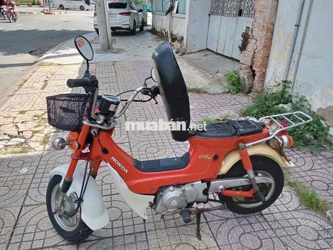 Honda Chaly 50cc màu cam có sẵn đề