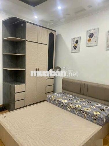 Cho thuê nhà 5 tầng khu Kim Mã, 45m², ngõ rộng thoáng chỉ 13,5 triệu