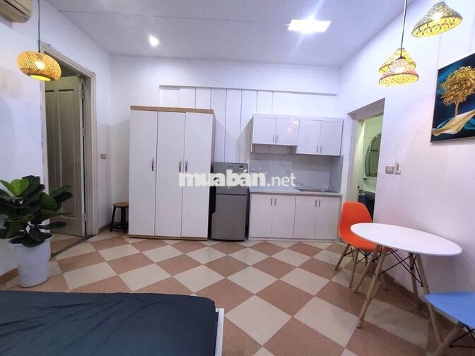 Studio ngõ 92  Đào Tấn – thông phố Phan kế Bính – 5.2 tr
