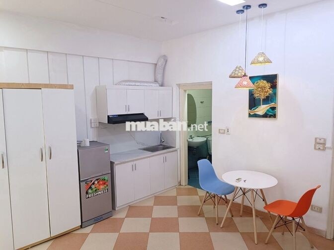 Studio ngõ 92  Đào Tấn – thông phố Phan kế Bính – 5.2 tr