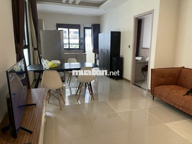 Cho thue căn hộ 90m2=2PN-2WC. Nhà có đủ nội thất như hình.