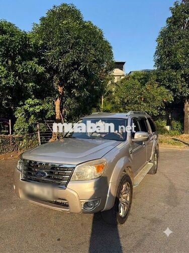 Ford Everest Limited 2.5L 4x2 AT 2011