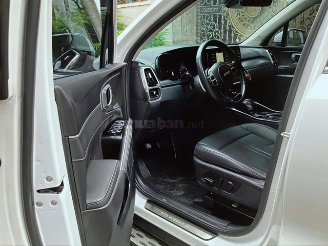 Bán xe Kia SORENTO bản Luxury full dầu SX 2022