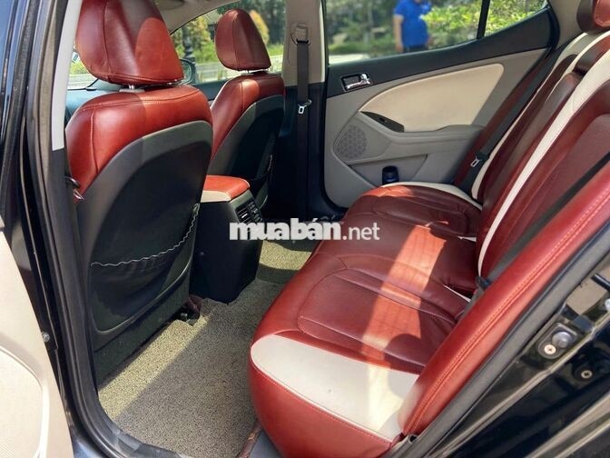 Kia Optima 2012 141.000 km màu đen