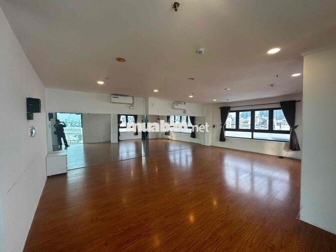 Cho thuê VP Nguyễn Hữu Cầu 65m2 sàn suốt phù hợp đa dạng ngành nghề