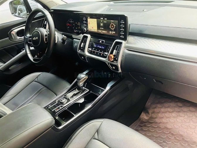 Bán xe Kia SORENTO bản Luxury full dầu SX 2022