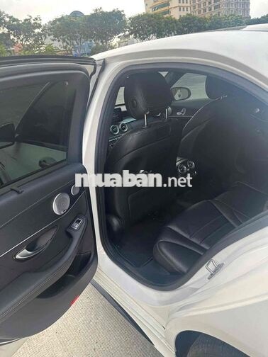Mercedes C300 AMG 2020 Trắng