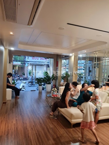Bán nhà Mặt tiền 5 tầng Nguyễn Văn Thương, 18,5 tỷ, Sổ hồng sẵn, tiềm