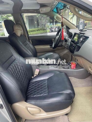 Toyota Fortuner 2012 mẫu mới 2013 xăng 1 cầu