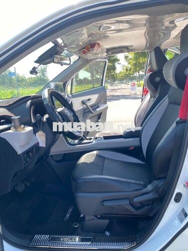 Toyota Veloz 2025 TOP 28.000km Trắng full hãng