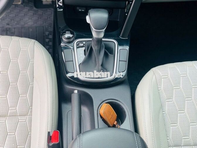 Kia Seltos 2020 1.4 Luxury Vàng