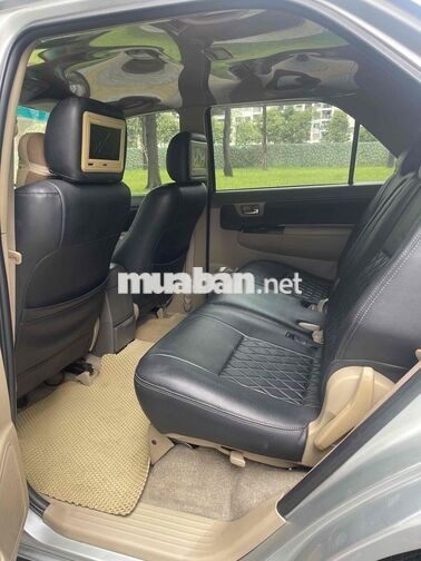 Toyota Fortuner 2012 mẫu mới 2013 xăng 1 cầu