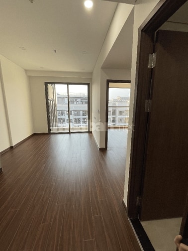 Chính chủ cho thuê chung cư vinhomes 