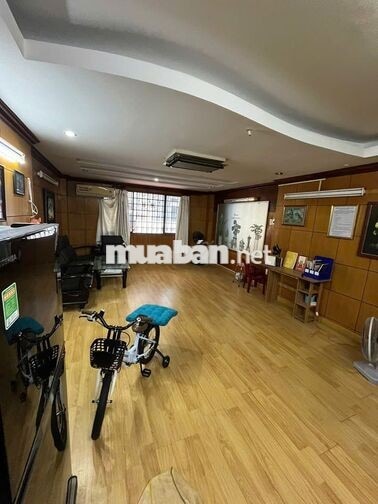 Bán nhà mặt tiền hẻm - Phường Cầu Ông Lãnh, Q.1