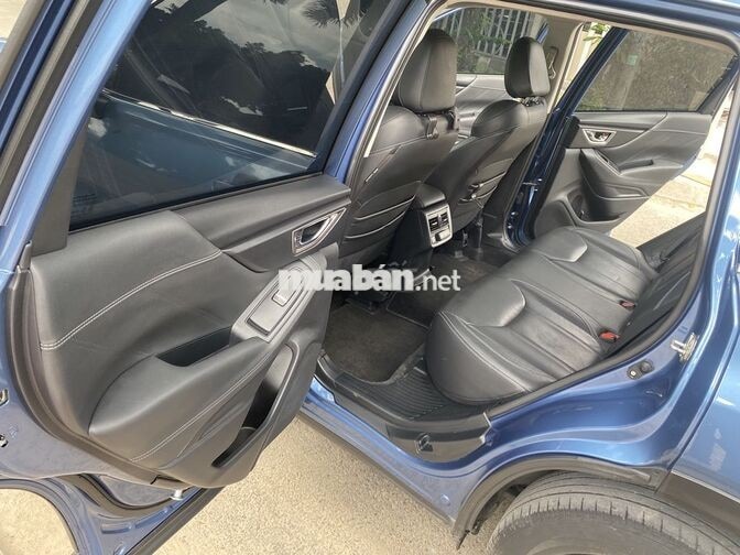 Subaru Forester 2023 2.0i-L Xanh
