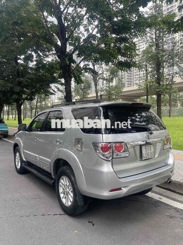 Toyota Fortuner 2012 mẫu mới 2013 xăng 1 cầu
