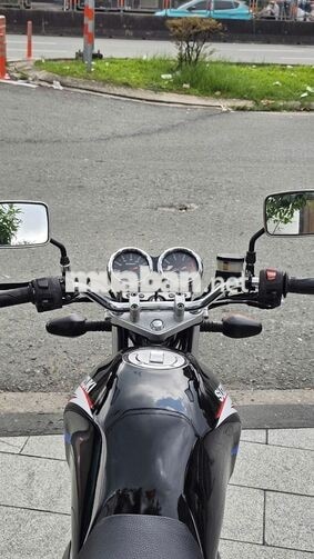 Suzuki EN150 2013 màu đen