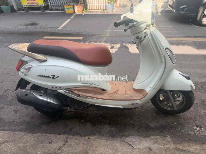 SYM Attila V 125cc màu trắng