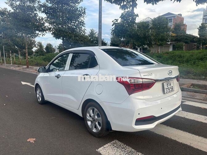 Hyundai i10 Sedan 2021 Trắng Tự động