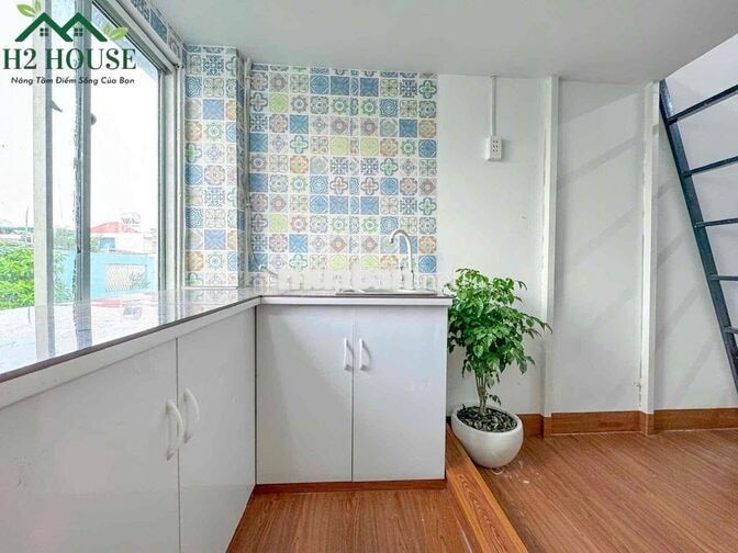 CHO THUÊ DUPLEX CỬA SỔ TRỜI, RỘNG 30m2 NGAY DƯƠNG QUẢNG HÀM