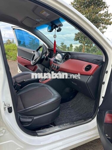 Hyundai i10 Sedan 2021 Trắng Tự động