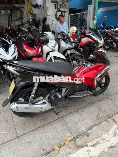 Honda Air Blade 2014 đỏ đen mới 90%