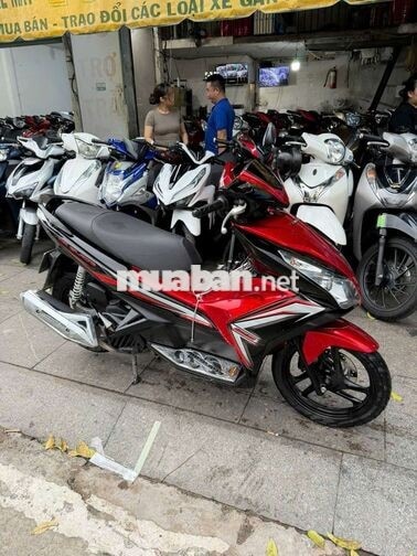 Honda Air Blade 2014 đỏ đen mới 90%