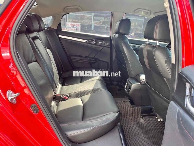 Honda Civic 2019 RS 5 chỗ Đỏ