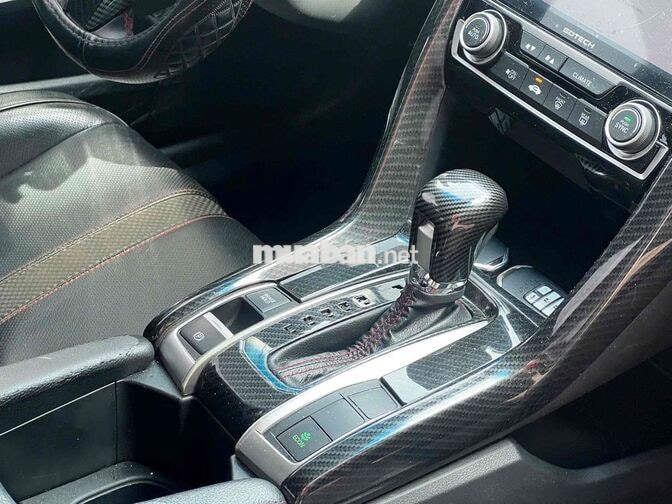 Honda Civic 2019 RS 5 chỗ Đỏ