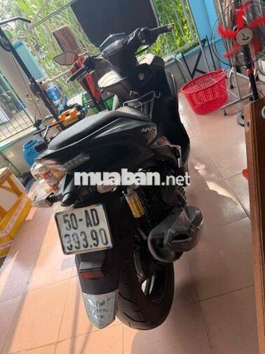 YAMAHA NVX 155 MÀU ĐEN