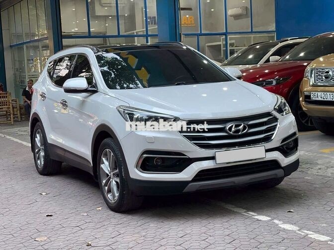 Hyundai SantaFe 2016 Trắng 7 chỗ Tự động