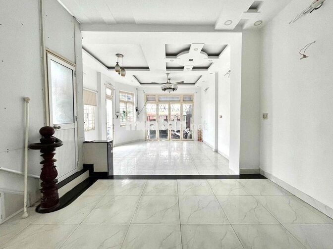 MẶT BẰNG KINH DOANH ĐỐI DIỆN BỜ SÔNG ~80m2 nhà trống giá chỉ 7tr