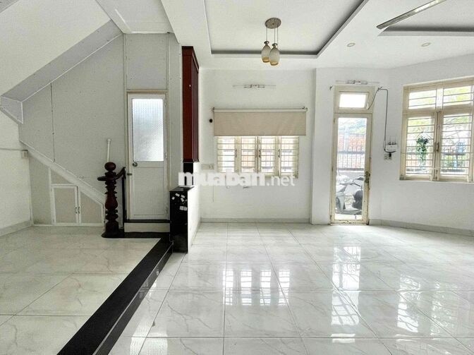 MẶT BẰNG KINH DOANH ĐỐI DIỆN BỜ SÔNG ~80m2 nhà trống giá chỉ 7tr