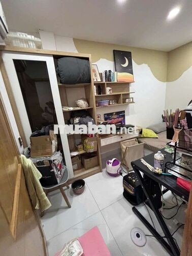 nhà mới sạch sẽ full nội thất 